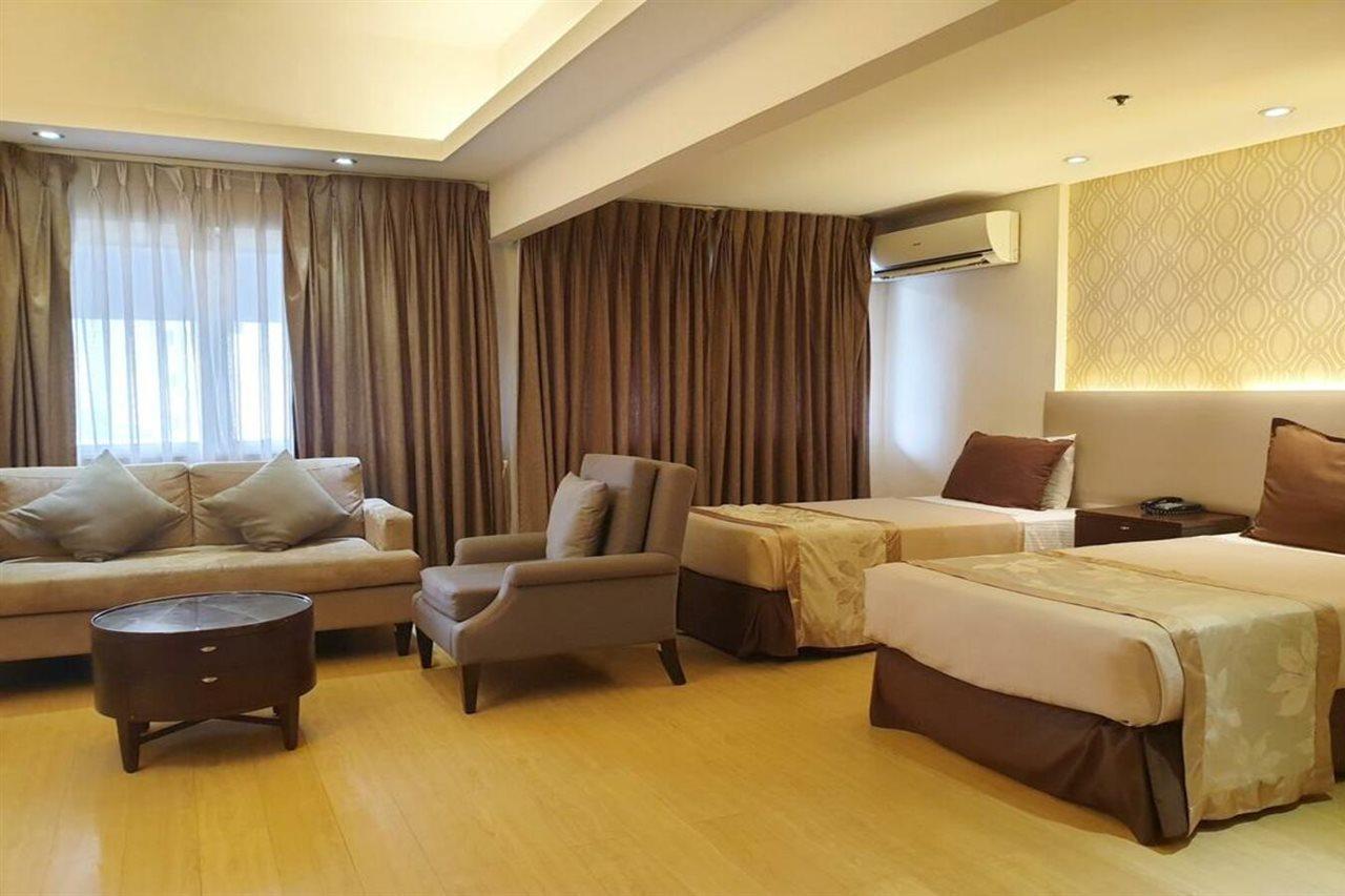 Imperial Palace Suites Кесон Сити Екстериор снимка