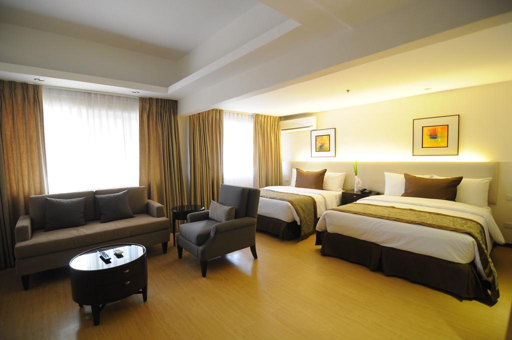 Imperial Palace Suites Кесон Сити Екстериор снимка
